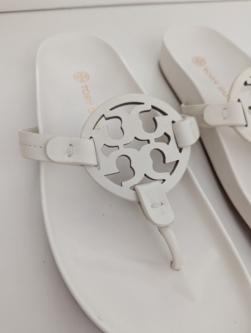 EUC! Tory Burch Miller Cloud Sandal In White Leather Size 7.5 - Picture 3 of 15
